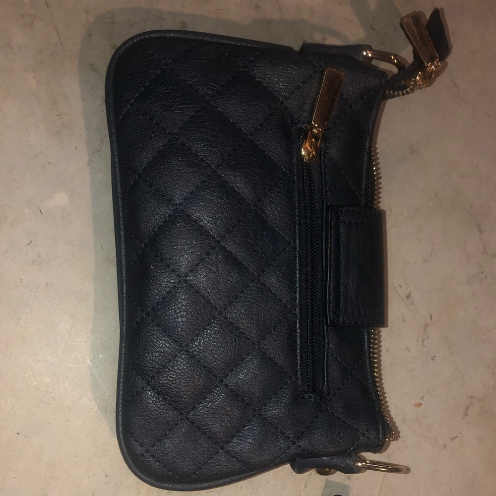 Purse - Picture 2 of 4